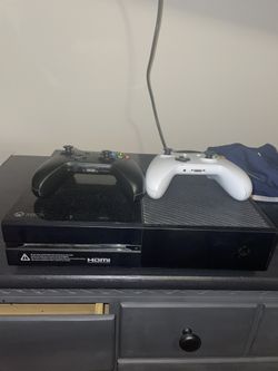 Xbox One with Gamer tag (over 20 games)