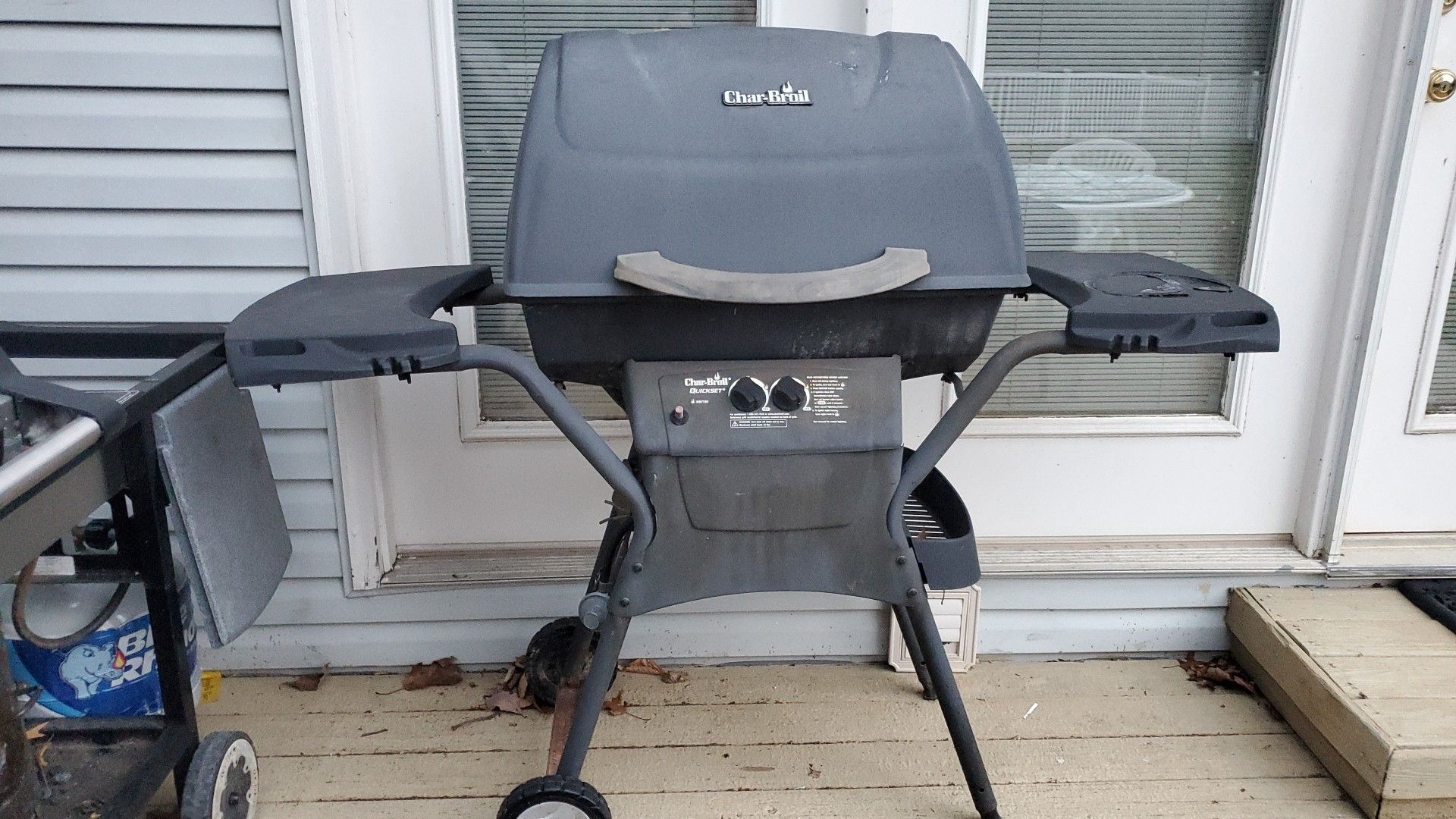 Charcoal grill