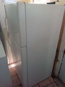 GE refrigerator