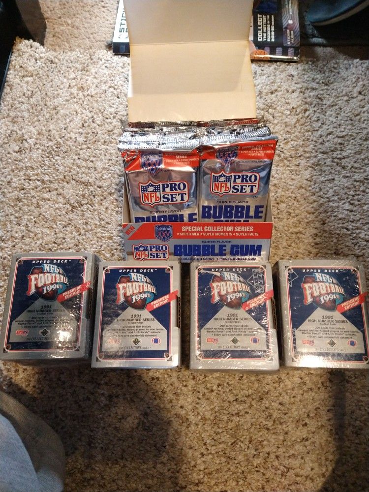 HOT... NFL FOOTBALL 1991 BOX SETS!