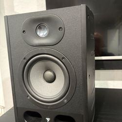 FOCUL ALPHA 50 Near Field Speaker Monitor (1)