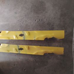 Lawn Mower Blades X2. MTD Part #(contact info removed)0X OEM PARTS