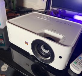 ViewSonic PX700HDH