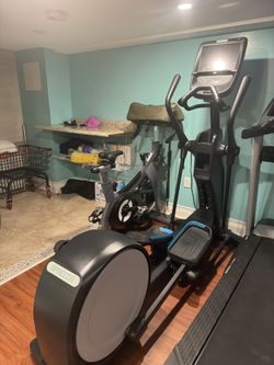 Elliptical Precor Total Body 