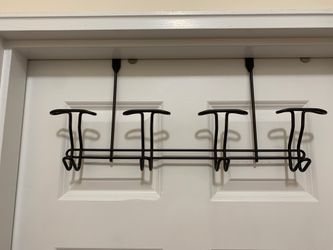 Over the door organizer with hooks