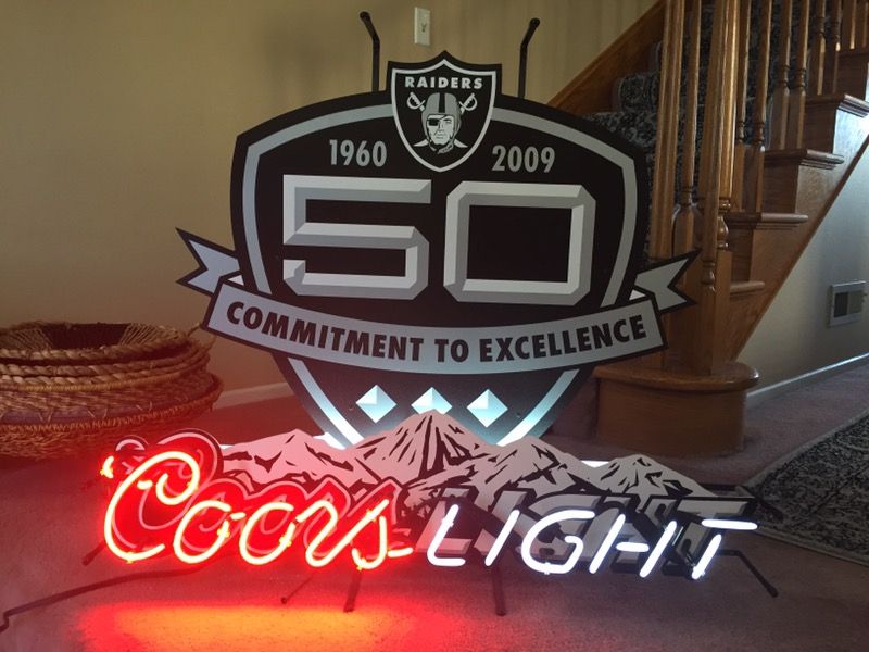 Coors Light Oakland Raiders Neon Beer Sign 50th Anniversary in Perfect Working Order!