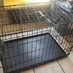Dog Crate Size:
30"L x 19"W x 21"H