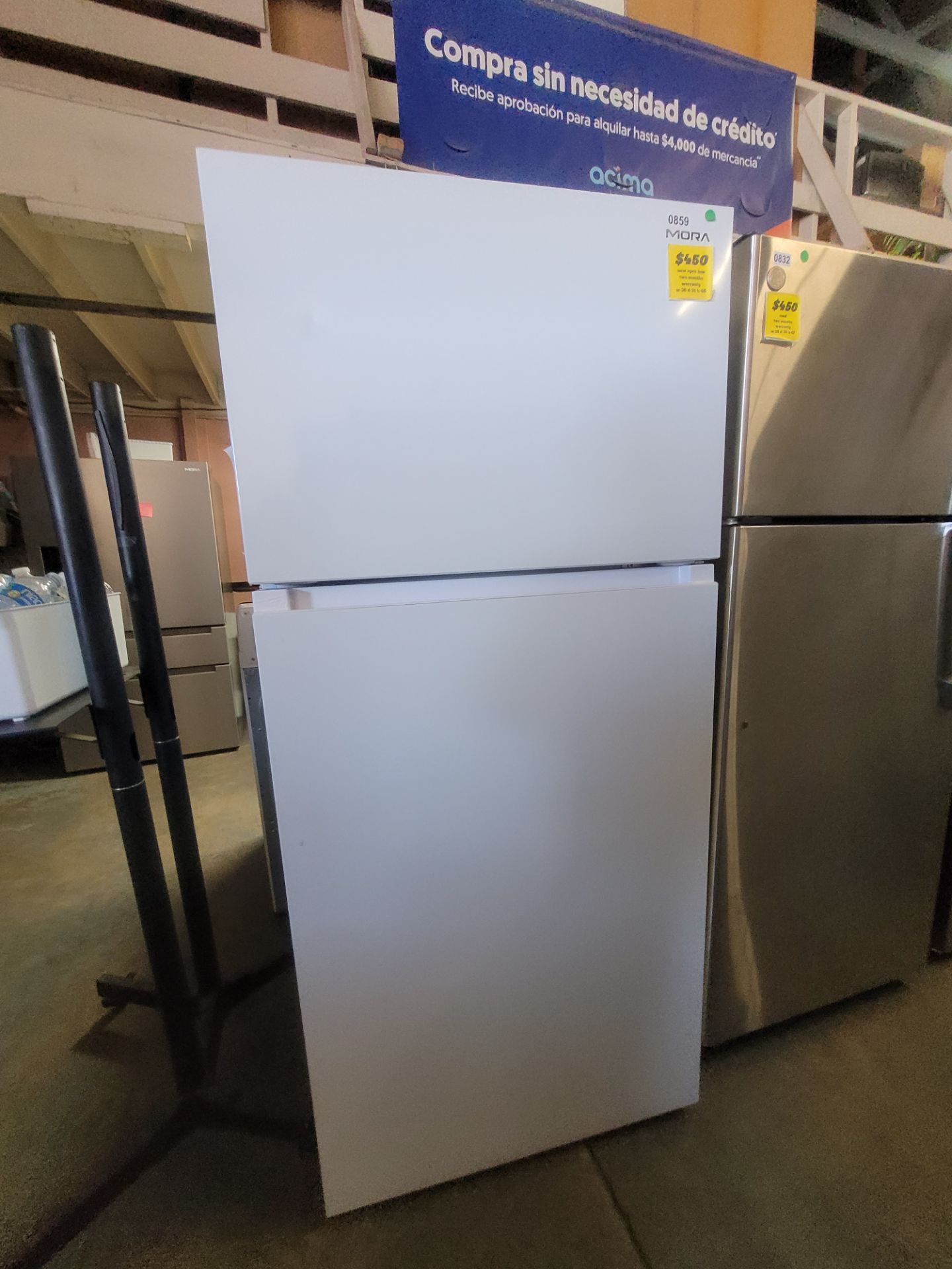 Refrigerator Mora
