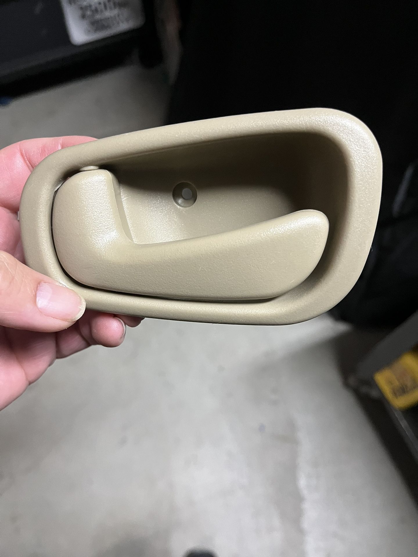 2 Drivers Side Inner Door Handle 2000 Corolla