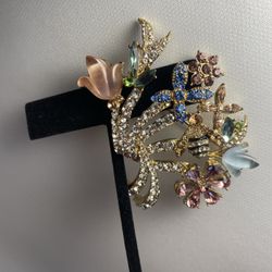 Anne Klein Signed Bouquet Pin. Bee And Flowers, Gold Tone Brooch 