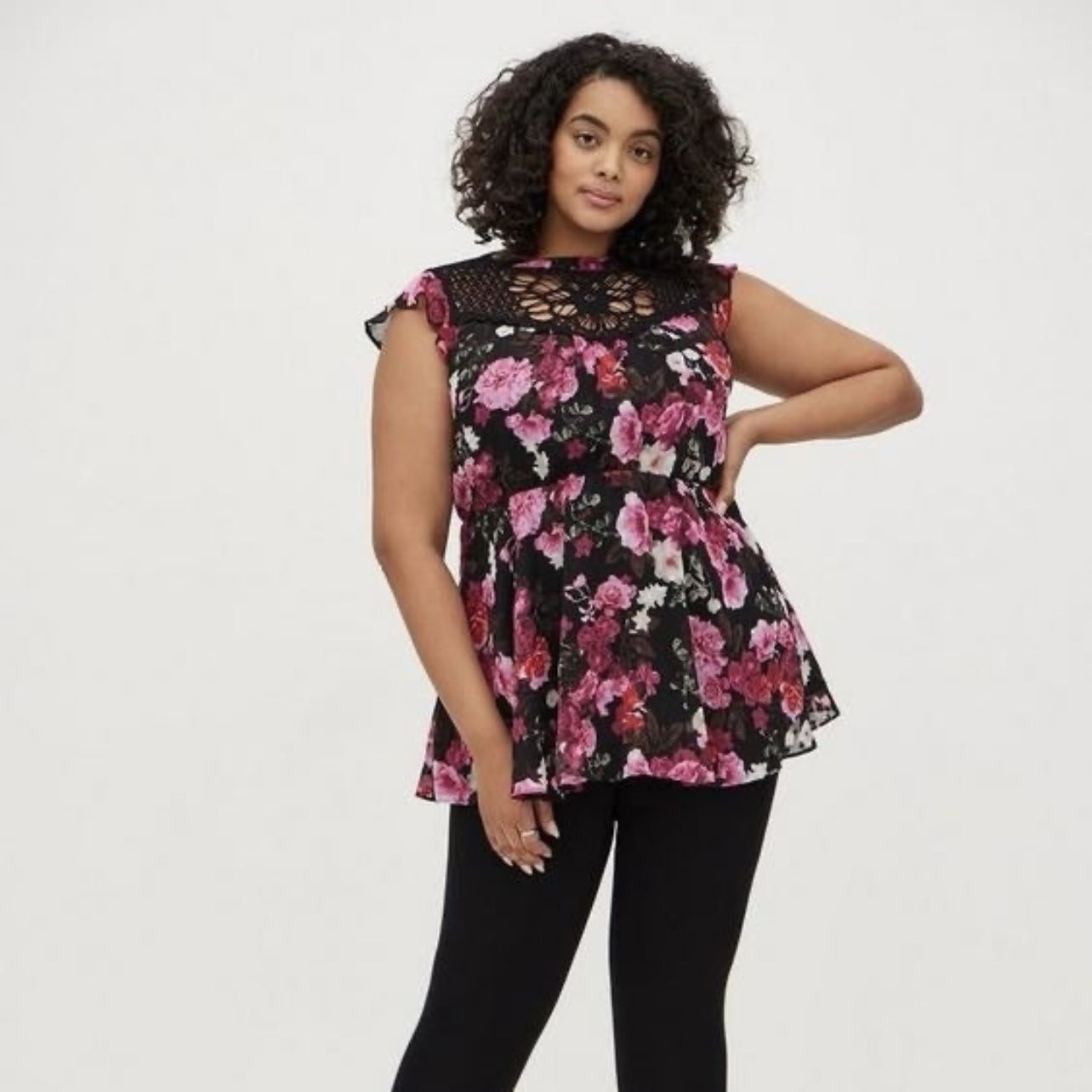 TORRID Black Pink Floral Peplum Chiffon Clip Dot Crochet Trim Flutter Sleeve Top
