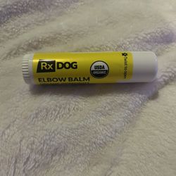 Elbow balm apply to hydrate moisturize dog elbows