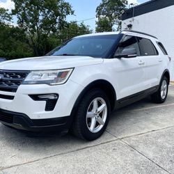 2018 Ford Explorer