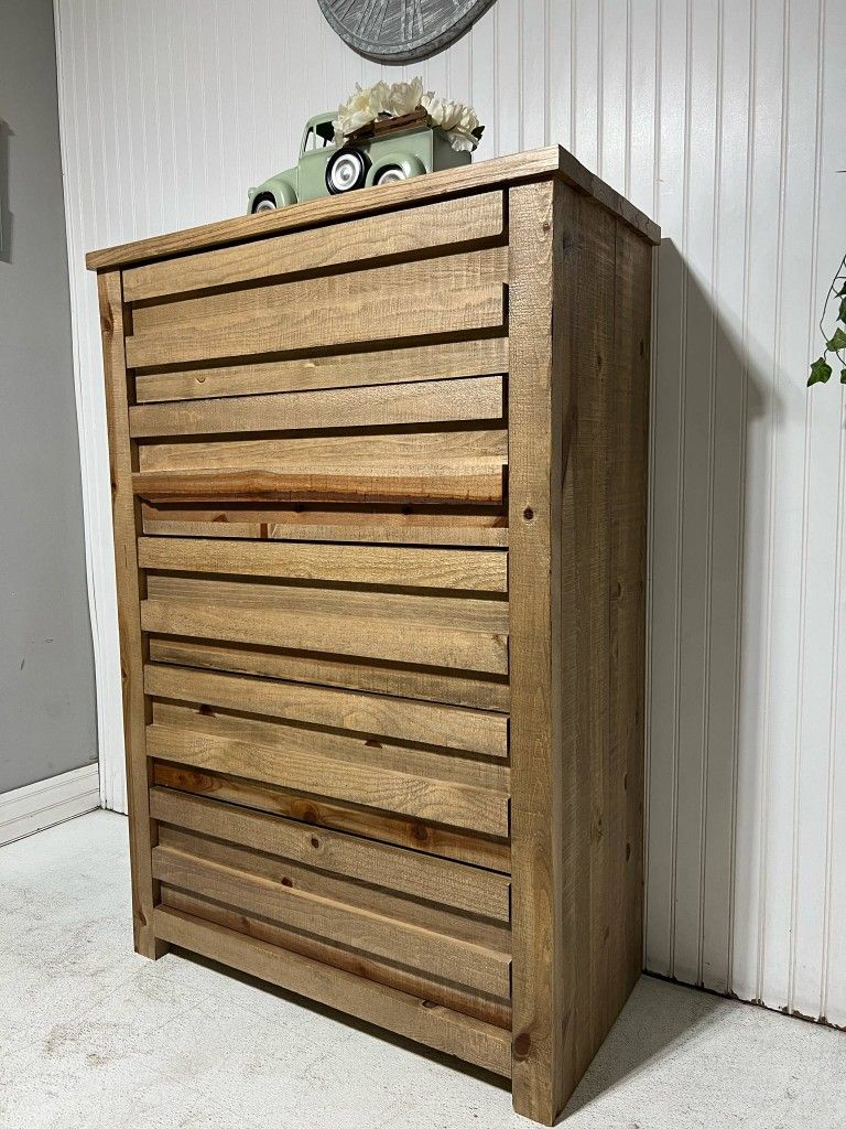 Dresser, Cajonera