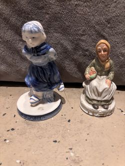 Set of 2 vintage antique figurines