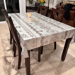 Dinning Chair With 4 Chairs 