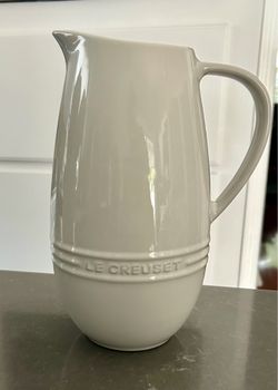 Le Creuset 1.6L White Pitcher NWT