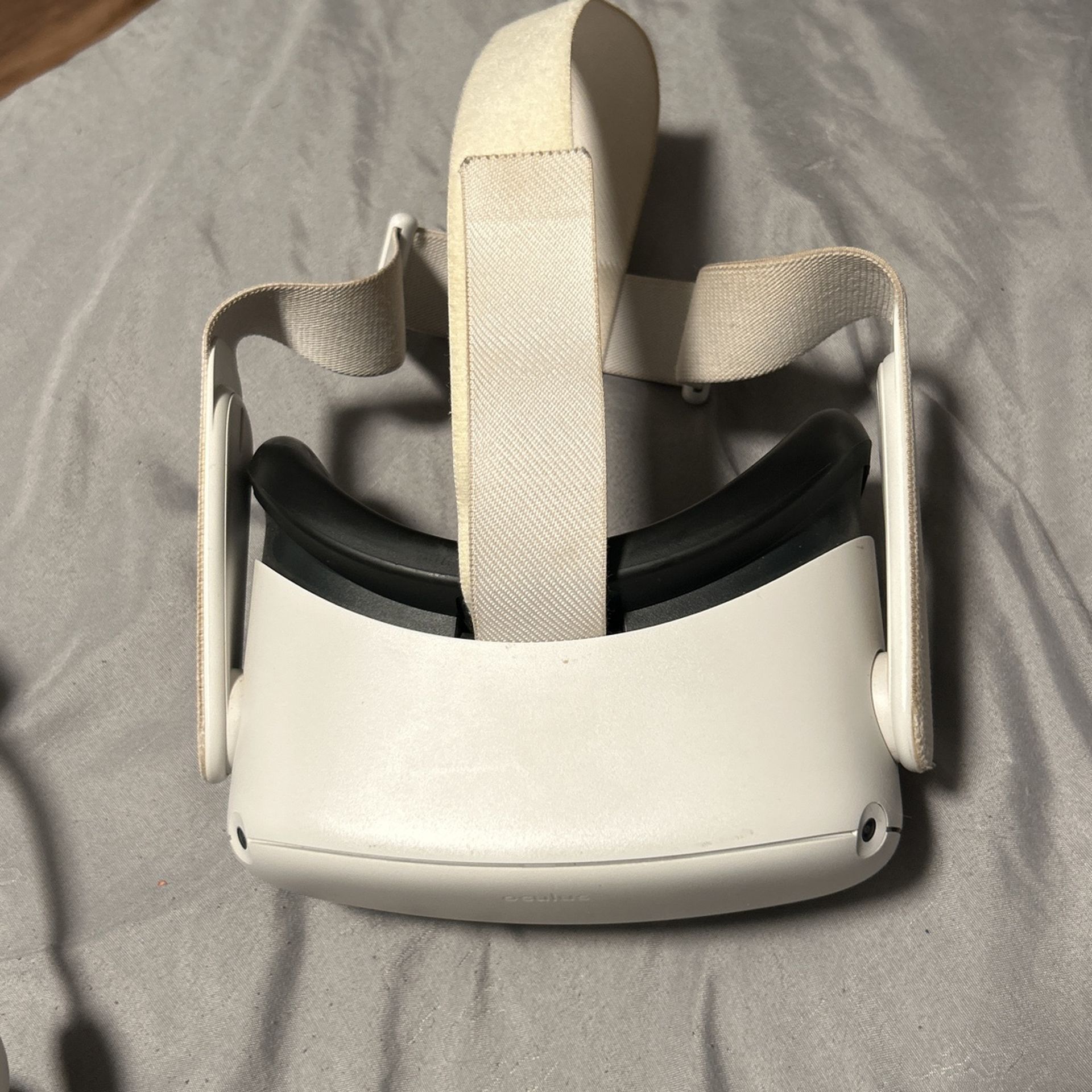OCULUS QUEST 2