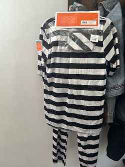 Jail convict costume