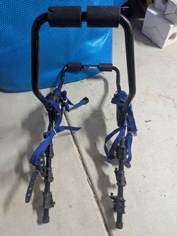 Thule Bike rack. Holds 3 bikes