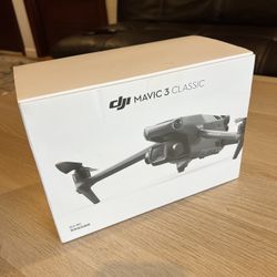 Dji Mavic 3 Classic with RC. ALMOST NEW