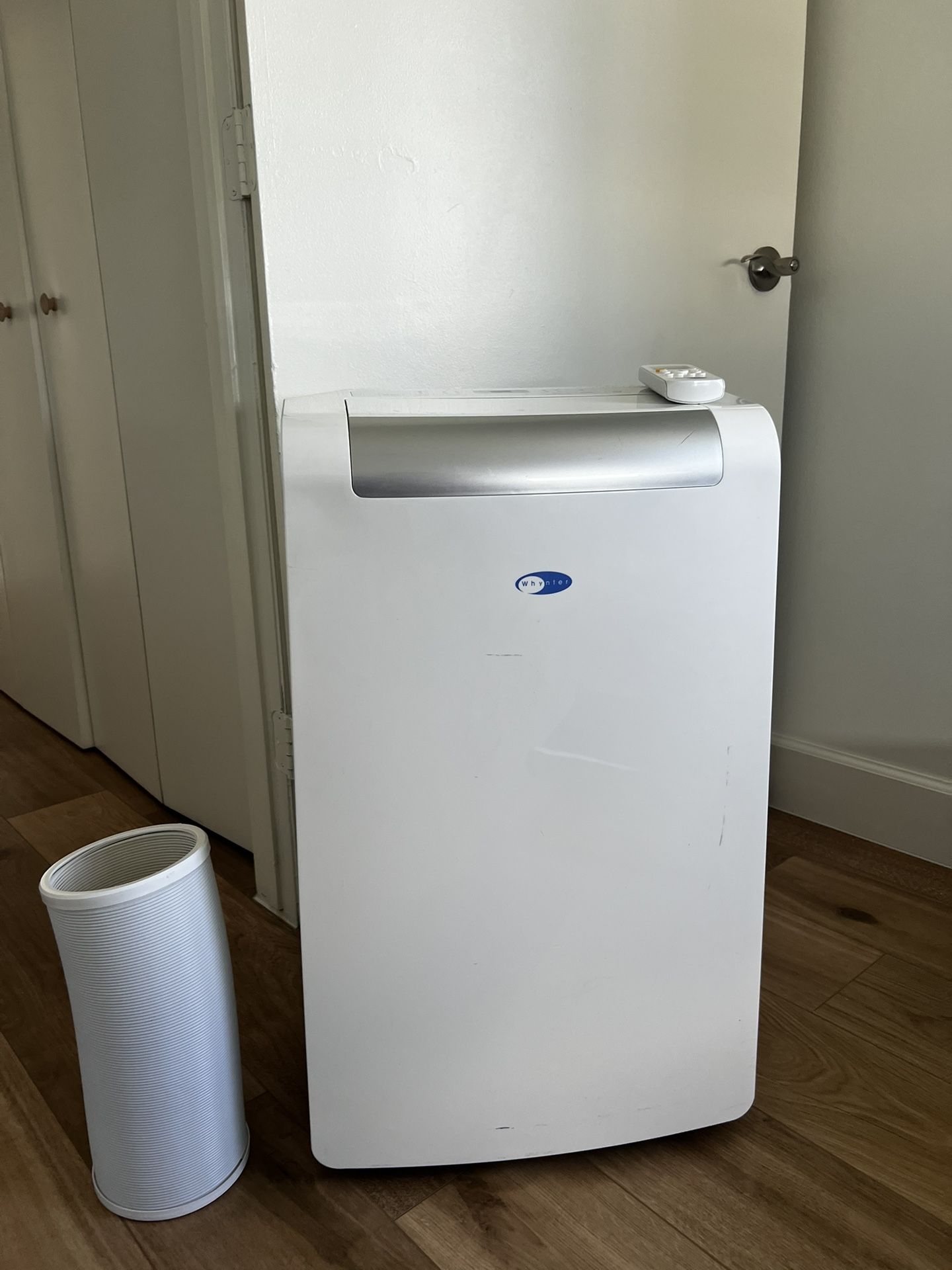 Air Conditioner 14k BTU