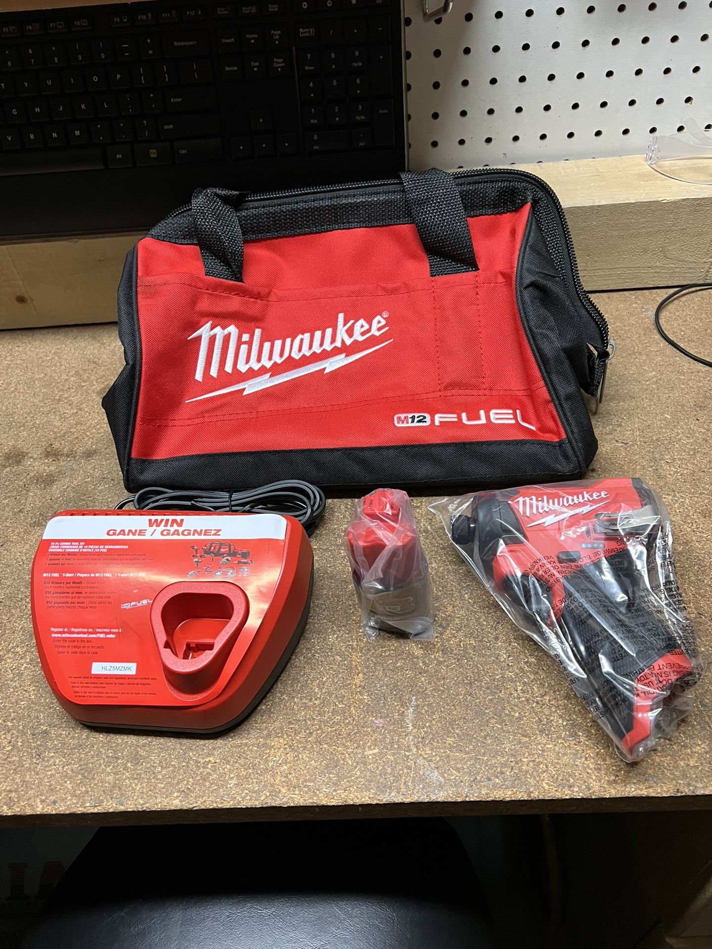 Milwaukee 2567-20
