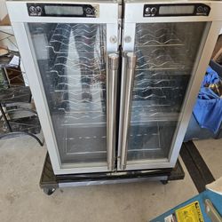 Wine Cooler Works Great
