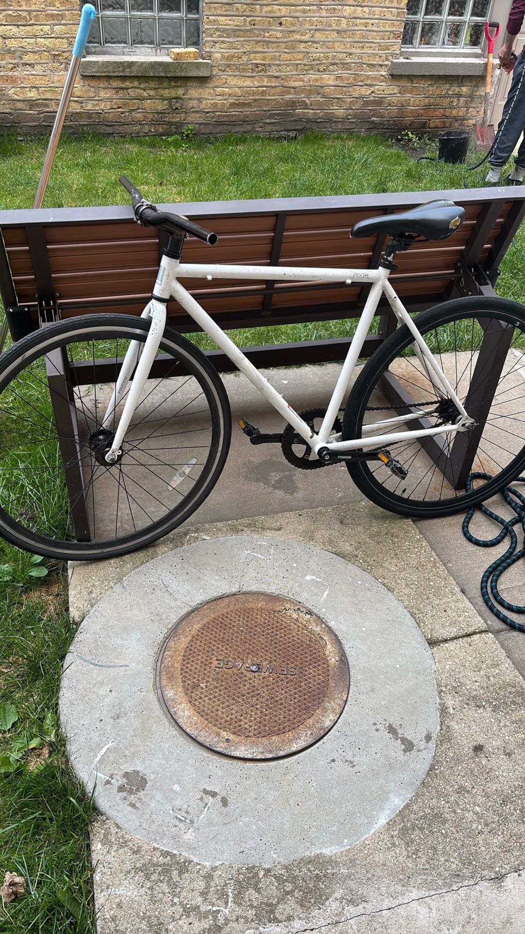 White fyxation pixel fixie