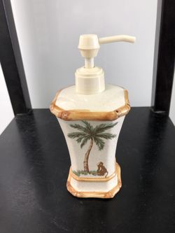 Palm tree soap dispenser