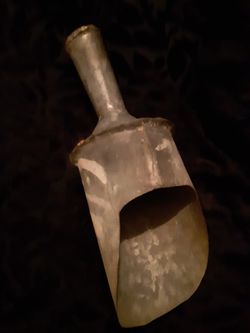 RUSTIC, PRIMITIVE, GALVANIZED STEEL, SCOOP ~ GRAIN/FLOUR/KIBBLE galvanized steel