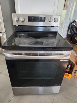 LG ThinQ Electric Smooth-Top Range - 2 Burners Need Repair