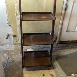 Wall Leaning 5 Shelf