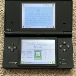 Nintendo DSi Handheld System Black As-Is READ 