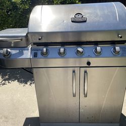 Char-Broil BBQ Commercial Series With Side Burner 