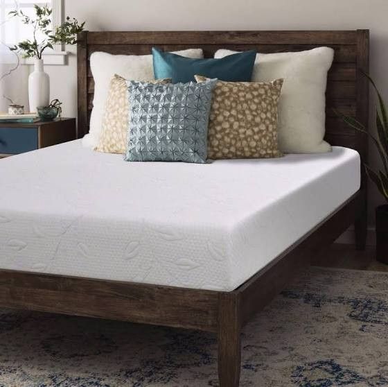 Used queen Serta mattress