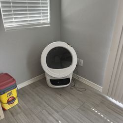Whisker Litter-Robot Automatic Self-Cleaning Litter Box