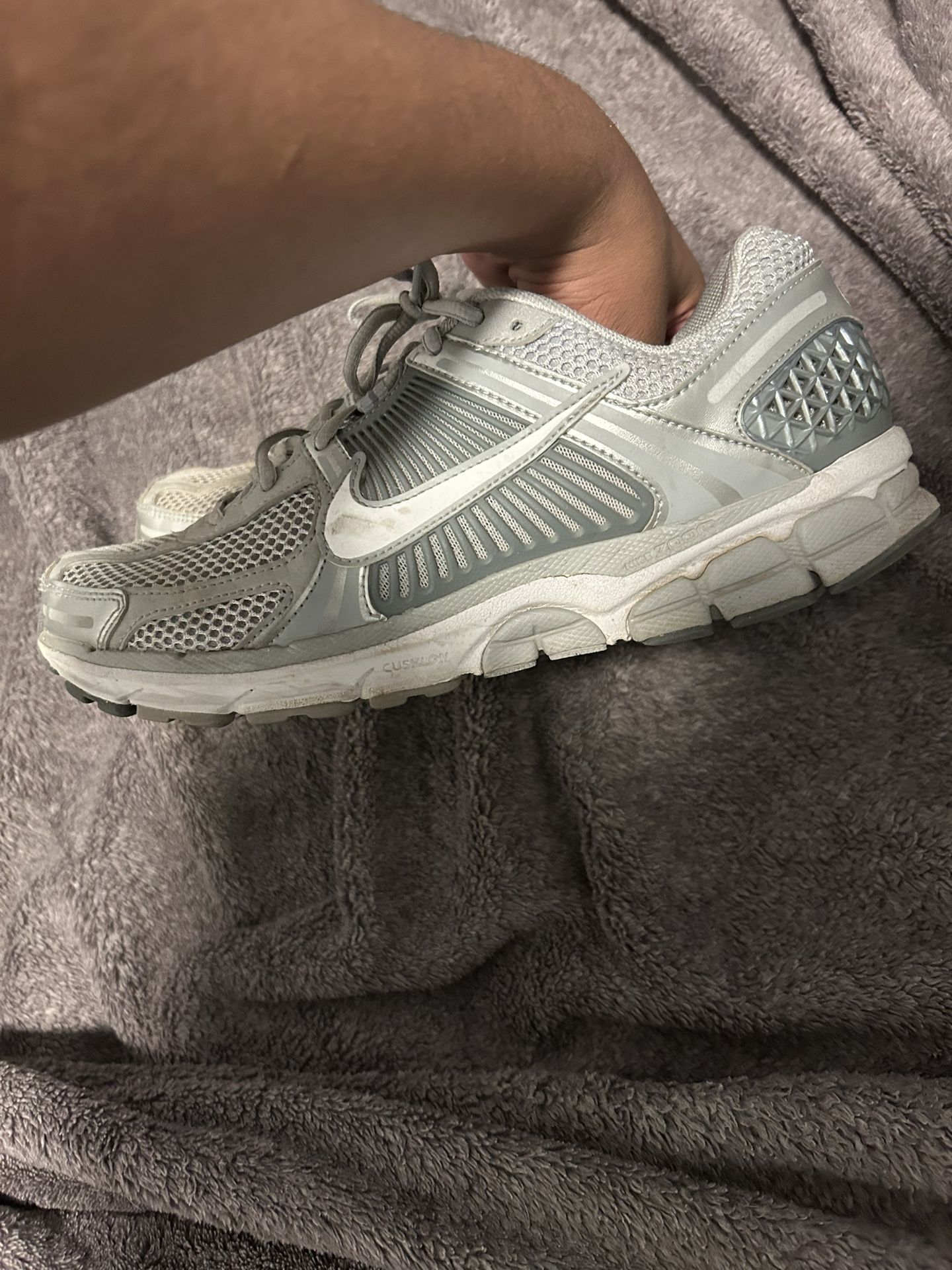 Nike Vomero 5
