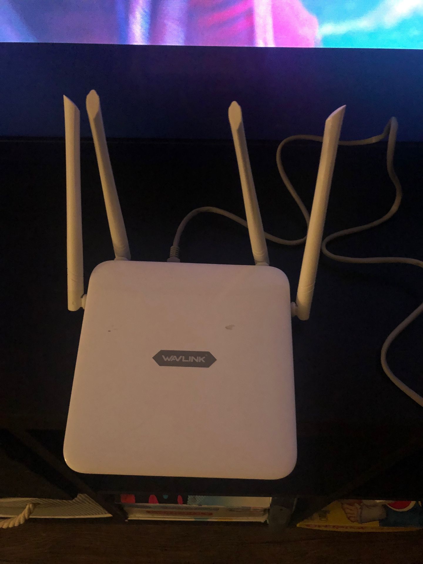 Wavlink modem & router (like new)