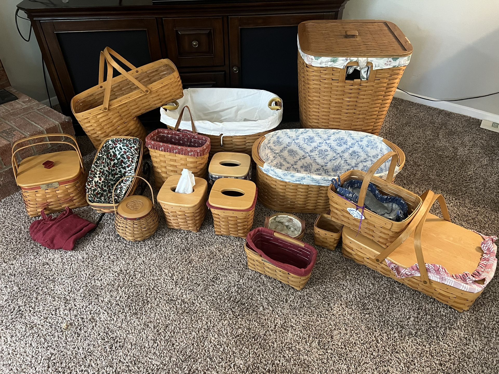 Longaberger Lot (tissue Box, Laundry Hamper, Many More)
