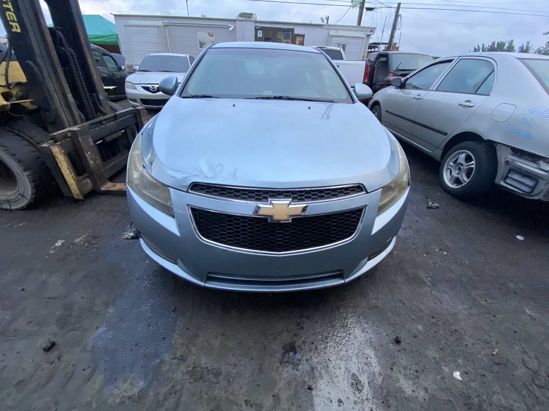 Chevi cruze 2011 only parts