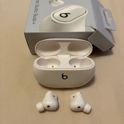 Apple Beats Studio Buds Cream Color