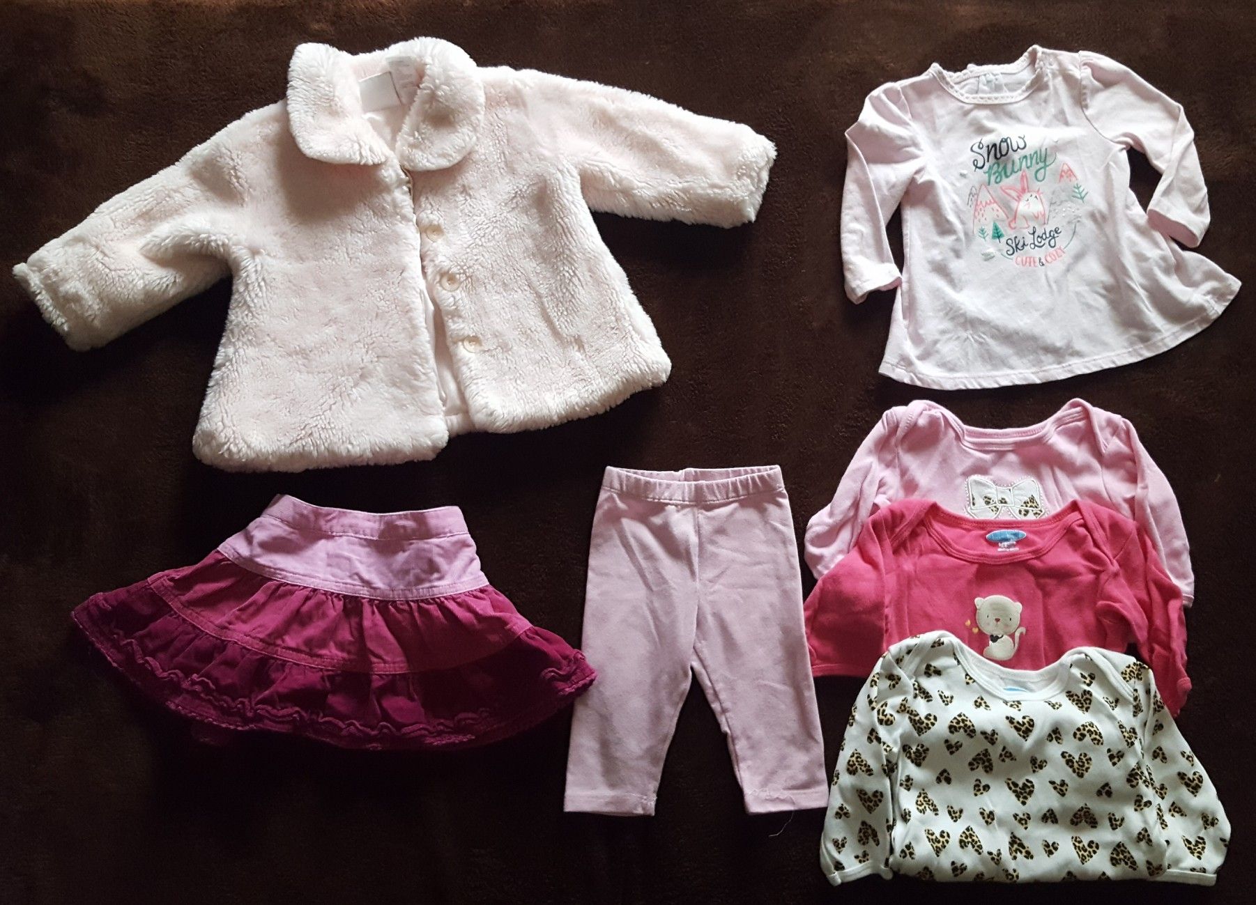 Baby girl clothes size 6-9 months