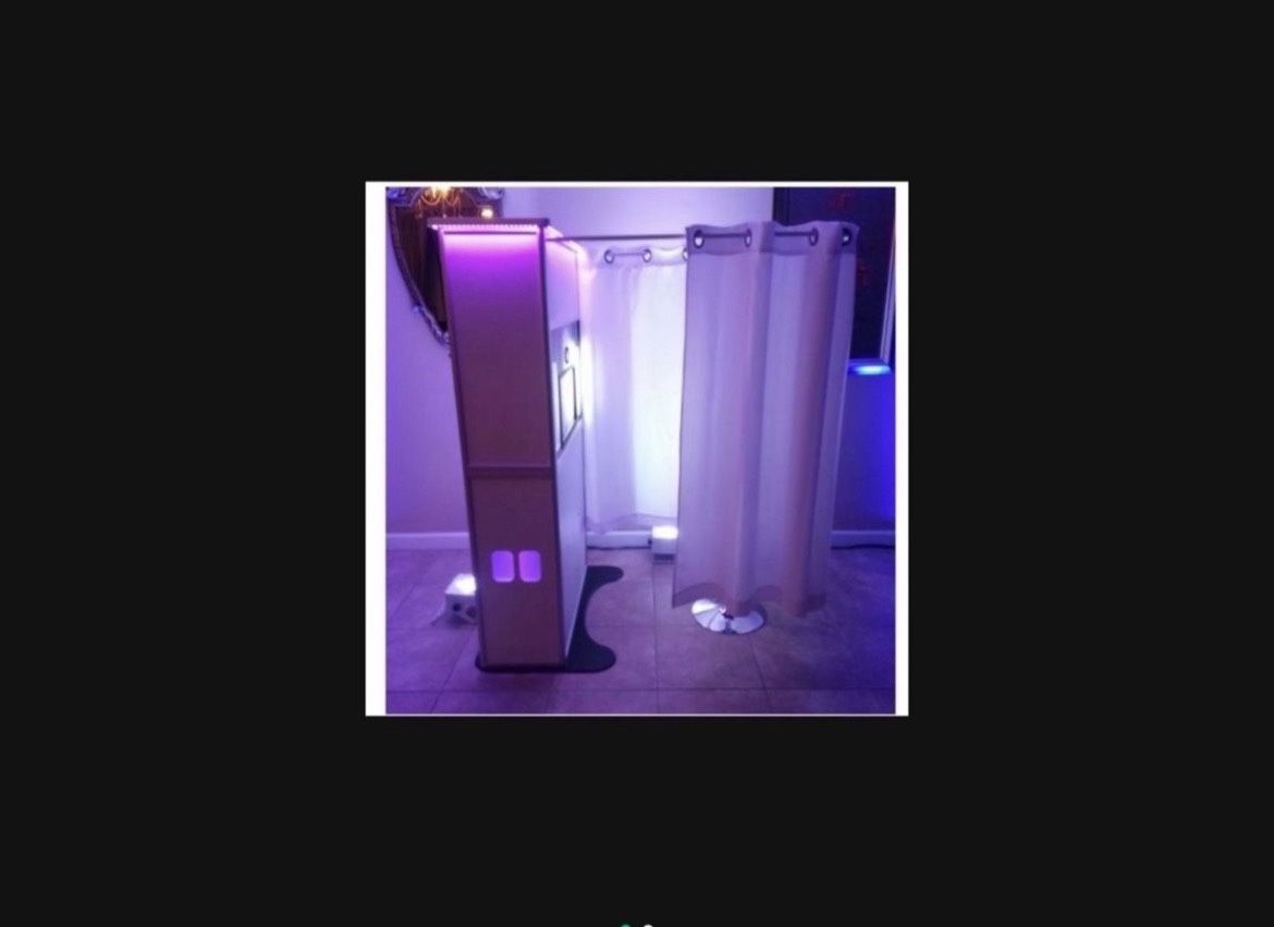 Enclosed Photo Booth For Sale 