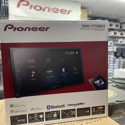Pioneer DMH-1770NEX Apple CarPlay double din stereo system