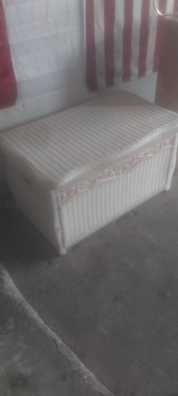 Wood Cabinet Great Condiction Brand Knew 