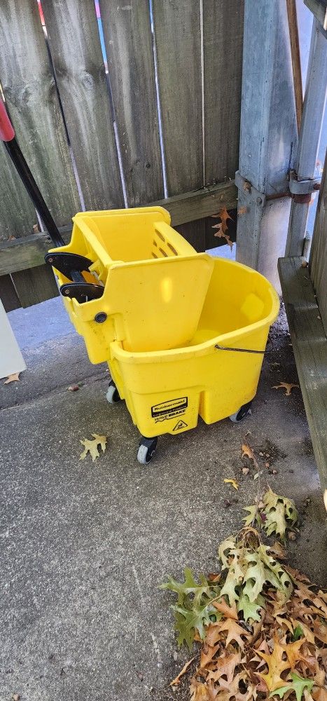 Map bucket