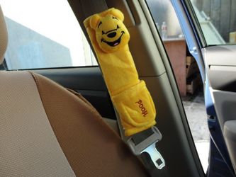 Pooh Car seat belt cover
