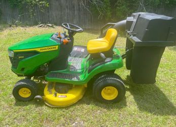 John Deere Riding Lawn Mower with Bagger