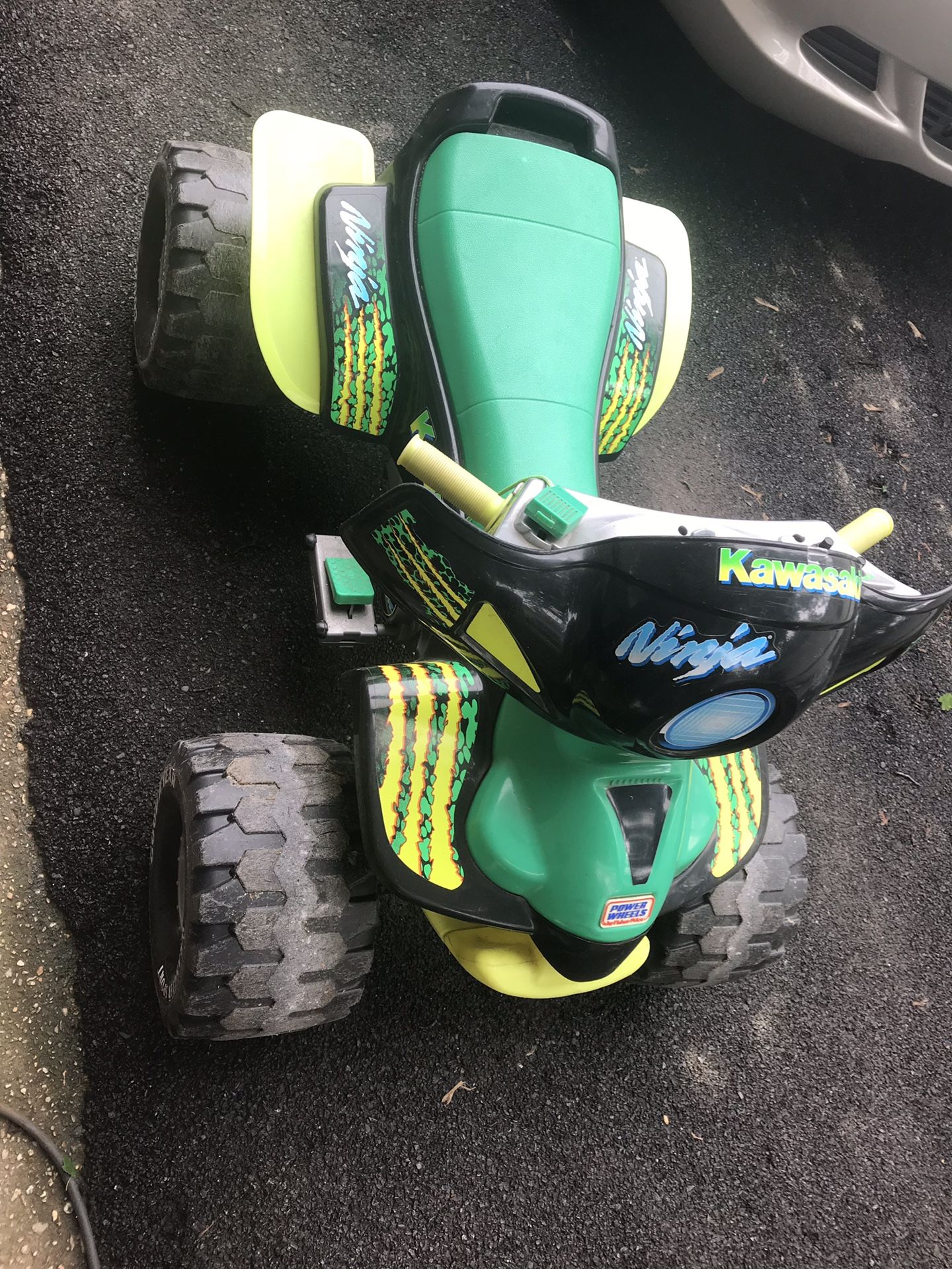 Kids kawasaki ninja 4 wheels